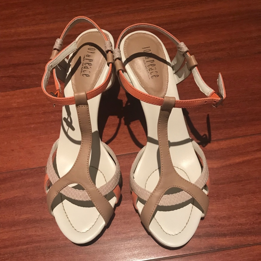 3/$25 Upper and lining leather sandals